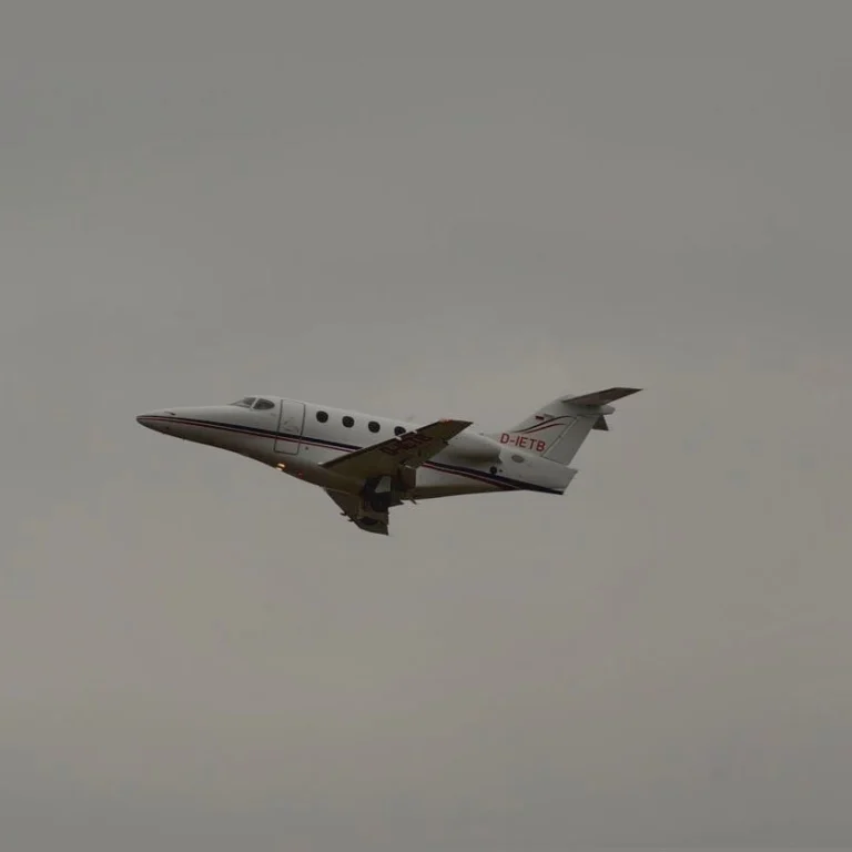 Airspeed is alive! Off to Munich. #jet #generalaviation #finow #edav #premier1 #aviationdaily #eberswalde #beechcraft #aviationisourpassion